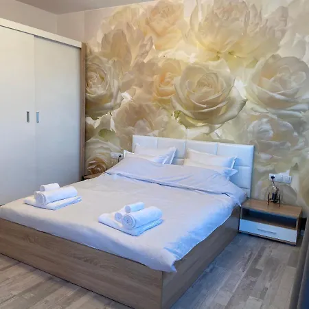 Teddy Hills Apartment *