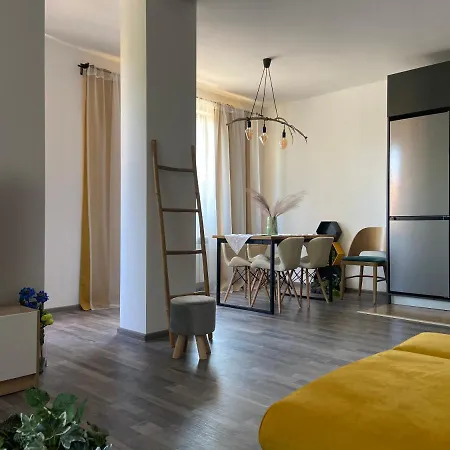 Teddy Hills Apartment